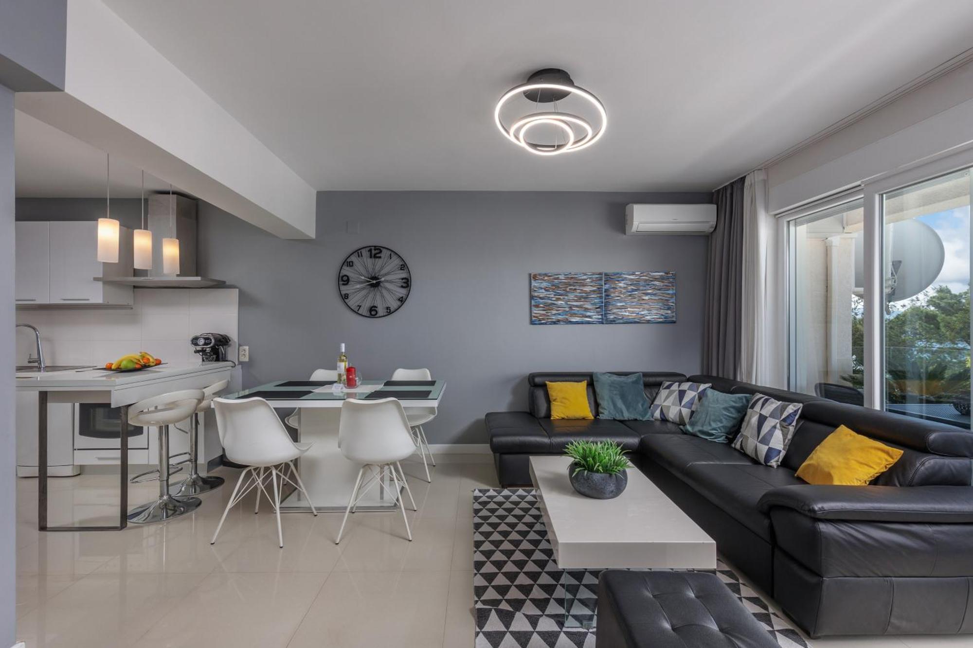 Apartments Sax ツリクヴェニツァ エクステリア 写真