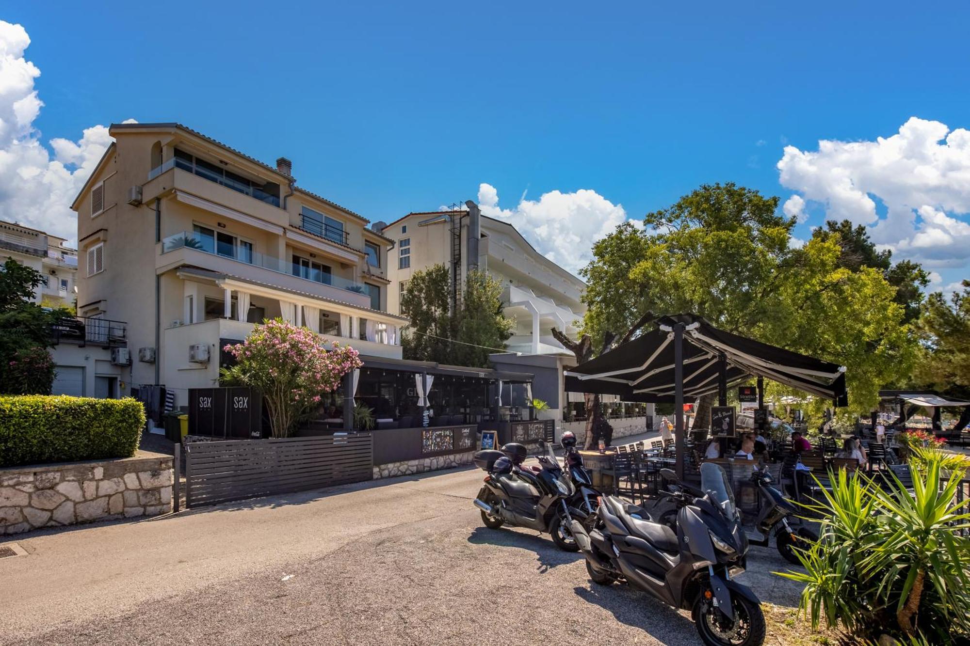 Apartments Sax ツリクヴェニツァ エクステリア 写真